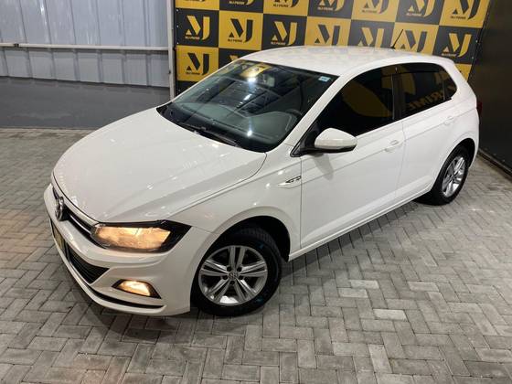 VOLKSWAGEN POLO 1.0 200 TSI COMFORTLINE AUTOMÁTICO VOLKSWAGEN POLO 1.0 200 TSI COMFORTLINE AUTOMÁTICO